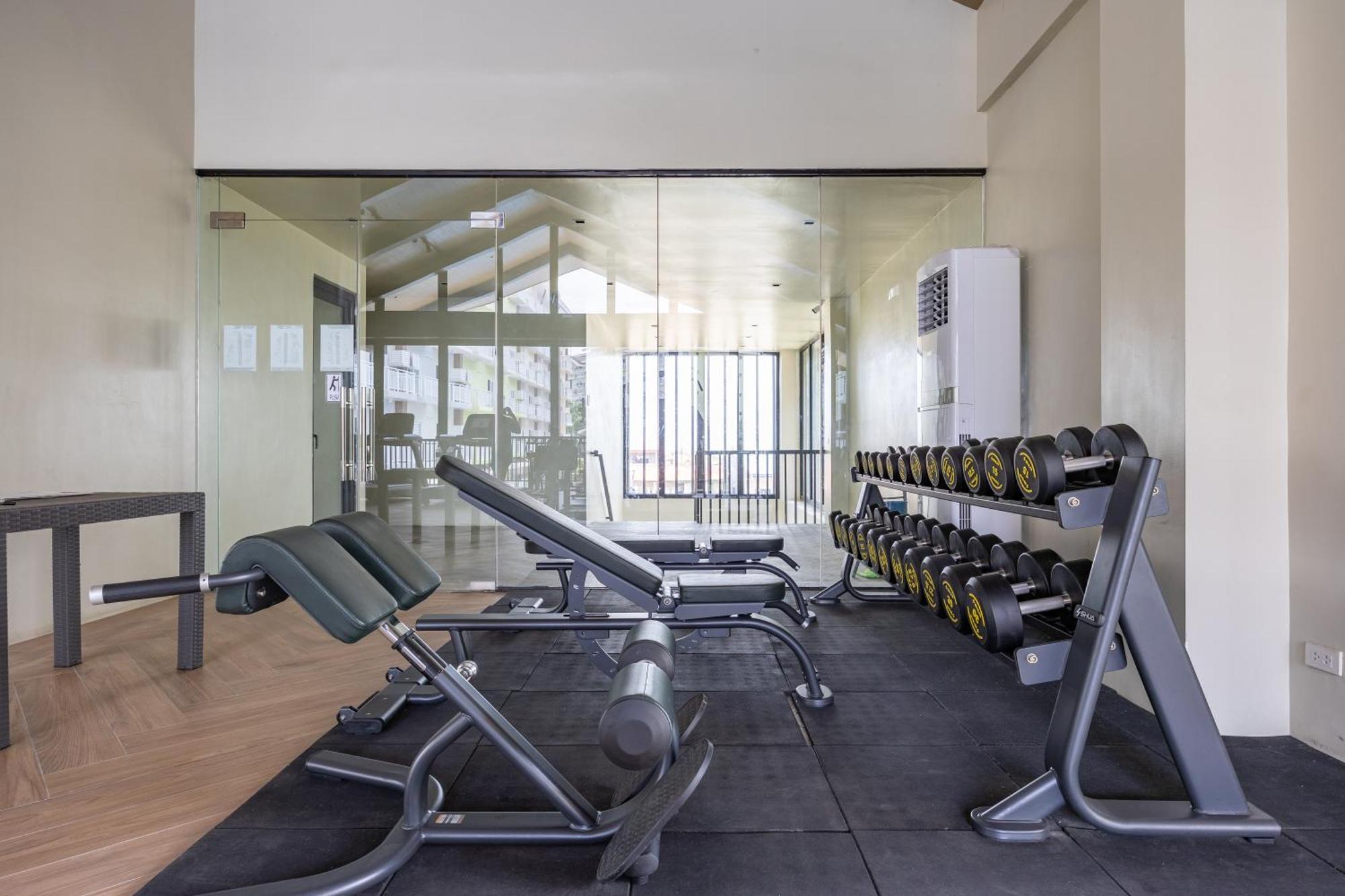 Apartamento Amani 133,3 Minutes To Airport,With Gym & Pool,Fast Wi-Fi, Free Netflix Isla de Mactán Exterior foto